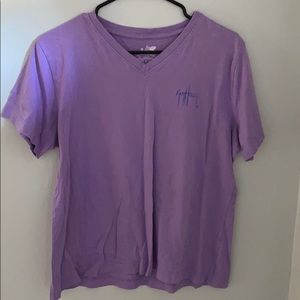 V neck Guy Harvey T-shirt